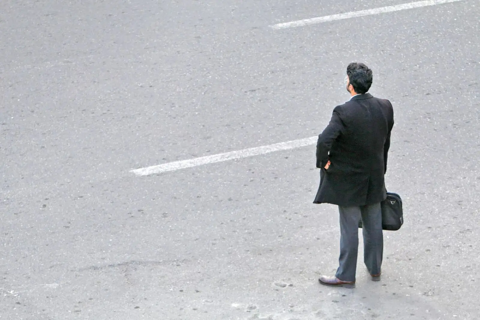 اتفاقی کلافه‌کننده که از 6 صبح در خیابانها و ادارات می‌افتد 