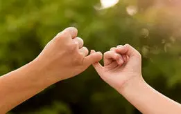 علامت عاشق شدن متولد ماه‌های مختلف