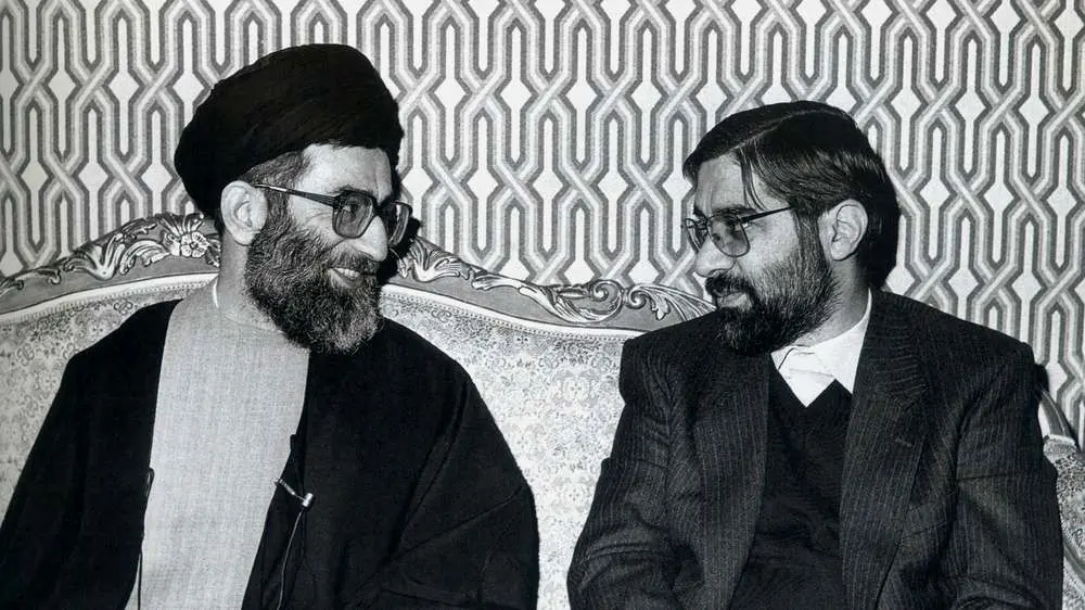 ناگفته‌های هاشمی از اختلاف نظر رهبری و موسوی | ماجرای «۹۹ نفر» چه بود؟ فیلم 