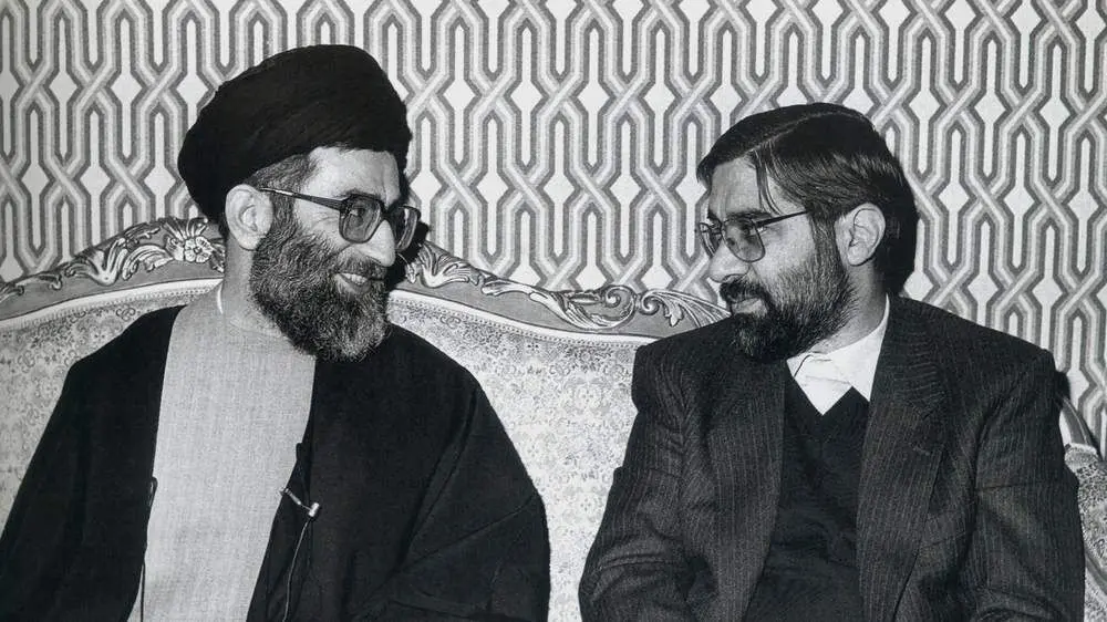 ناگفته‌های هاشمی از اختلاف نظر رهبری و موسوی | ماجرای «۹۹ نفر» چه بود؟ فیلم 