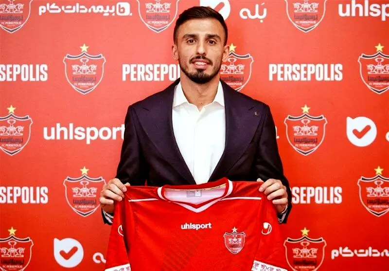 بازیکن محبوب پرسپولیس تمدید کرد