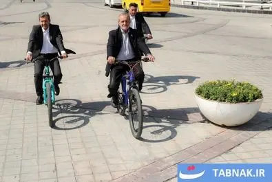 پزشکیان دوچرخه سوار شد