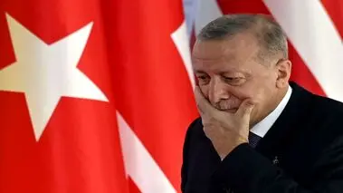 همخوانی اردوغان با ویولن نوازی یک دختر جوان