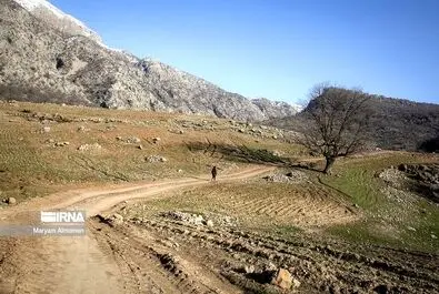 تحصیل دانش‌آموزان در مناطق محروم روستایی