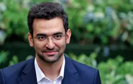 آذری جهرمی: ترمز تشدید نارضایتی عمومی را بکشید