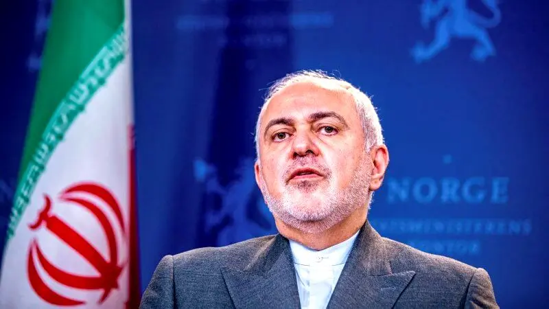 درخواست‌های نگران کننده از ظریف برای خروج از ایران
