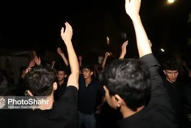 مراسم علم کشی مهاجران افغانستانی در مشهد