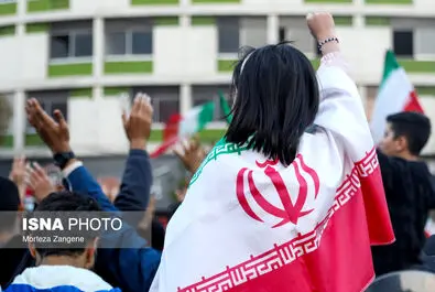 زنان تهران پس از بازی ایران و ولز