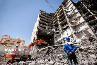 آواربرداری در ساختمان متروپل