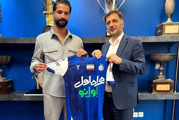 مدافع گل گهر به استقلال پیوست