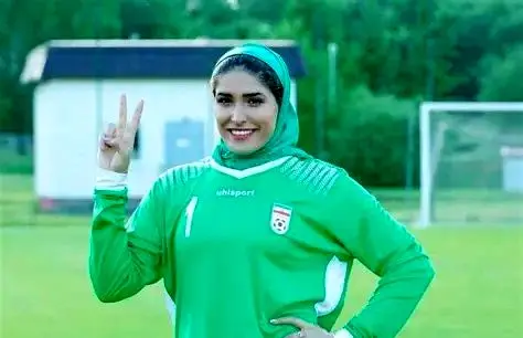 اعتراف دروازه‌بان تیم ملی: آفساید را بلد نبودم اما داور بودم! +فیلم