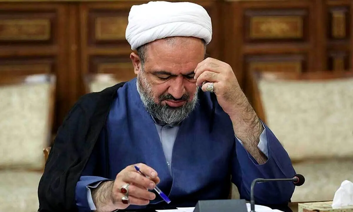 اظهارات عجیب رسایی درباره  فعال سازی مکانیسم ماشه و مرگ برجام