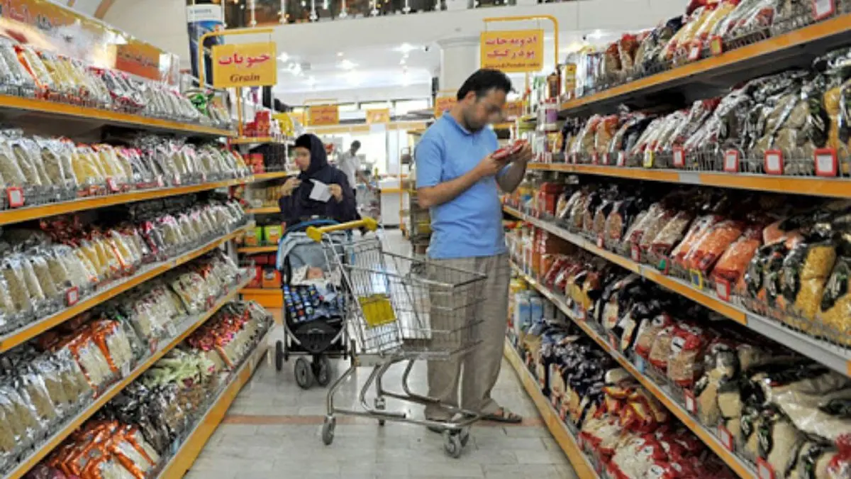 دستور رئیسی برای کاهش قیمت کالاهای اساسی | ۳۴ کالا را با تخفیف و بدون سود بخرید

