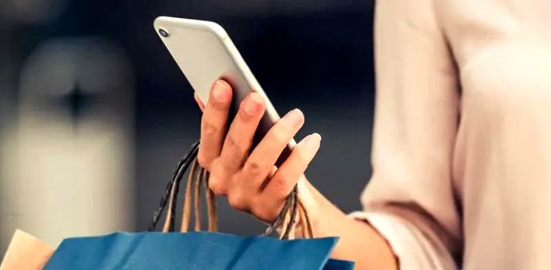 این برنامه‌های مخرب در گوشی را حذف کنید

