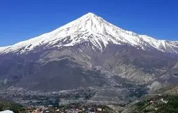 قلعه دماوند در آغوش برف+فیلم