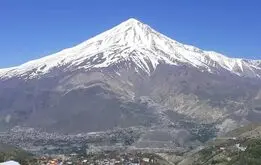 قلعه دماوند در آغوش برف+فیلم