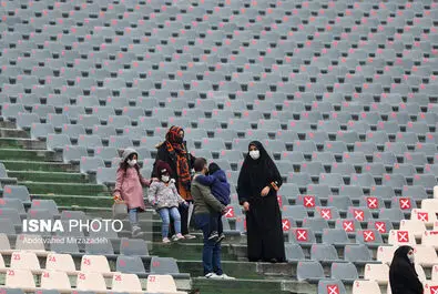ورود زنان به ورزشگاه آزادی
