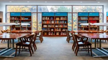 ماجرای لیست سیاه و سانسور در کتابخانه‌های کشور چیست؟