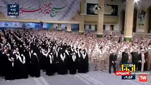  شعار بسیجیان پیش از شروع بیانات رهبر انقلاب + فیلم

