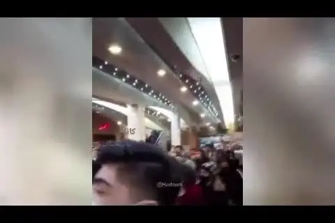 ازدحام جمعیت عجیب برای دیدن بهرام افشاری