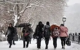 تعطیلات زمستانی  در راه است / مدارس زمستان به‌جای تابستان یک ماه تعطیل می شود 
