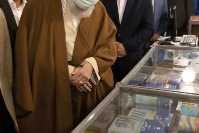 رهبر انقلاب در نمایشگاه کتاب