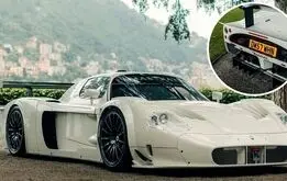 مازراتی MC۱۲ کورسا؛ یک شاهکار نادر با رنگ سفید فوجی! + تصاویر