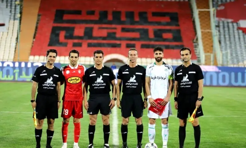محرومیت سنگین برای داور بازی پرسپولیس/ گل آفساید پرسپولیس داور را نقره داغ کرد