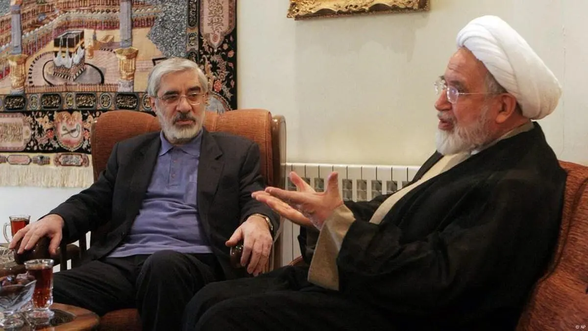 دستور  محمود احمدی نژاد درباره کروبی، موسوی و خاتمی، خبر بزنید  از کشور متواری شدند

