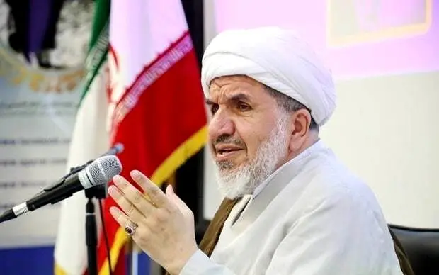 پاسخ استاد عالی حوزه به سخنان توهین‌آمیز پناهیان: لقب «گوشت تلخ» سزاوار خودت است
