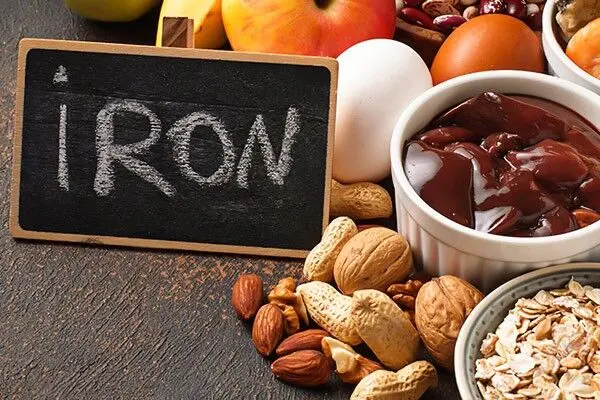 برای درمان کم خونی چی بخوریم؟
