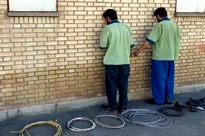 دستگیری سارقان کابل‌های بیمارستان سراوان