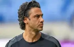 فرهاد مجیدی با لباس قرمز سوژه شد+عکس