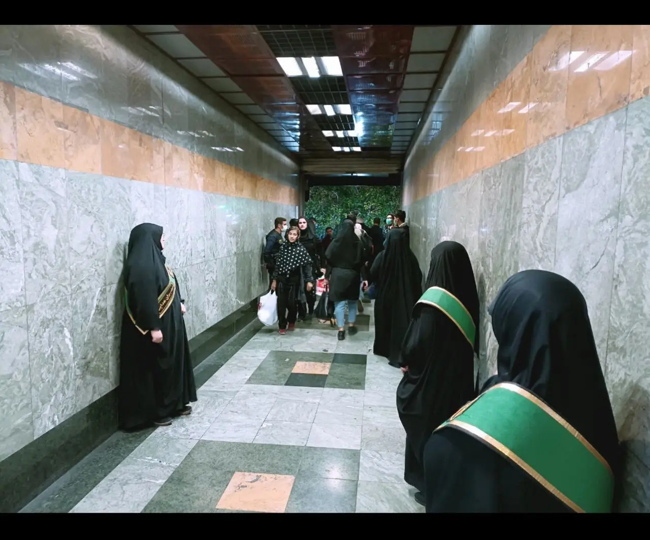 ماجرای جنجالی بخشنامه محرمانه‌ حجاب  / دستور یواشکی برای حجاب‌بان‌ خودجوش‌
