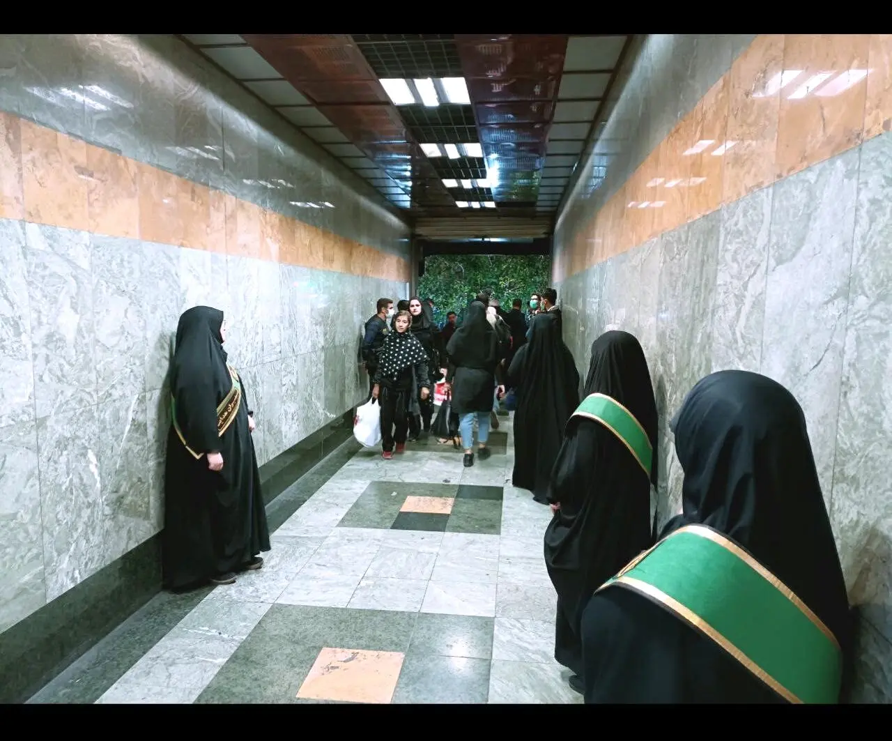 ماجرای جنجالی بخشنامه محرمانه‌ حجاب  / دستور یواشکی برای حجاب‌بان‌ خودجوش‌