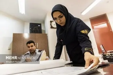 خانم آتش نشان زنان آتش نشان