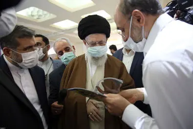 رهبر انقلاب در نمایشگاه کتاب