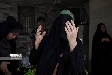 عزاداری بانوانِ نقاب‌زده در «چهل منبر» لرستان