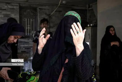 عزاداری بانوانِ نقاب‌زده در «چهل منبر» لرستان