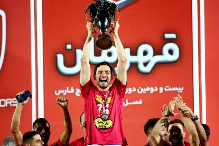 گولسیانی نام تیم جدیدش را لو داد |‌ مدافع پرسپولیس میرود؟
