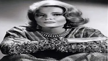 بازیگر افسانه‌ای درگذشت

