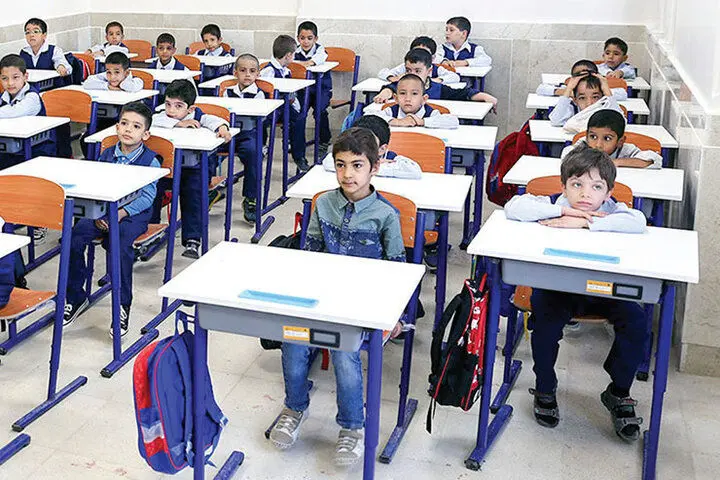 واکنش آموزش و پرورش به تعطیلی همزمان مدارس به صورت حضوری و مجازی