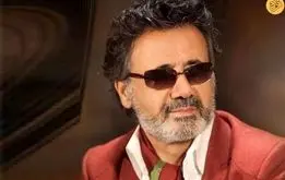 مردم با آهنگ معین در کنسرت خیابانی اصفهان هم‌خوانی کردند