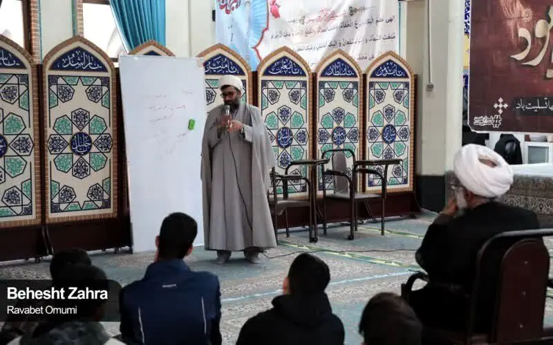  آموزش عجیب غسالی به دانشجویان در غسالخانه بهشت زهرا / عکس
