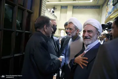 مراسم ترحیم مادر اسحاق جهانگیری