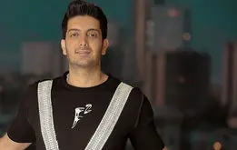 پلی‌بک عاشقانه فرزاد فرزین با امیرحسین قیاسی+فیلم