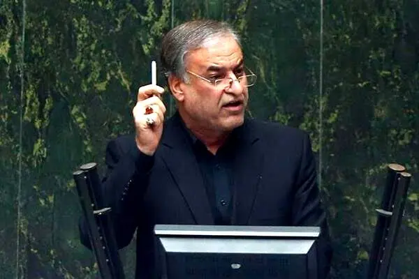 نماینده مجلس: دولت رئیسی ضعیف‌ترین دولت است