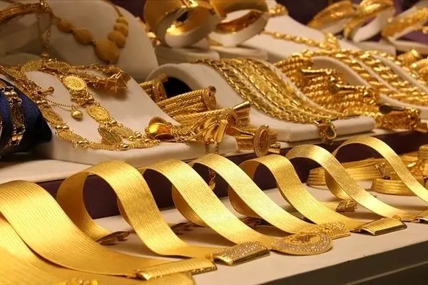 ورق بازار طلا برگشت /  قیمت طلا ۱۸ عیار امروز ۱۵ اردیبهشت ۱۴۰۴

