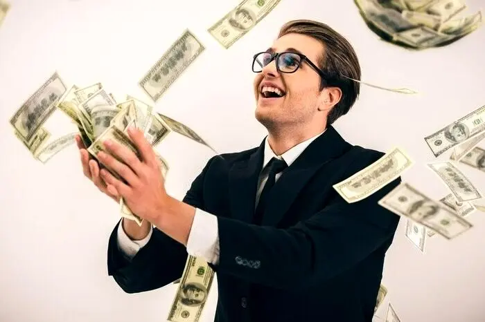 ۱۴۰۳ برای متولدین  این ماه‌‌ها همراه با کلی پول و ثروت خواهد بود / بخوانید