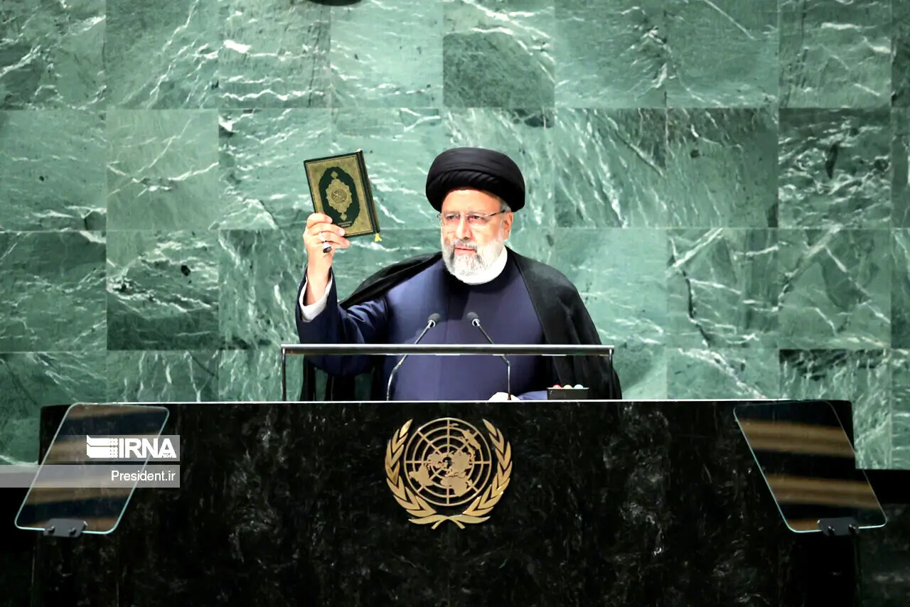 حمله تند و تیز روزنامه اصولگرا به تیم رئیسی